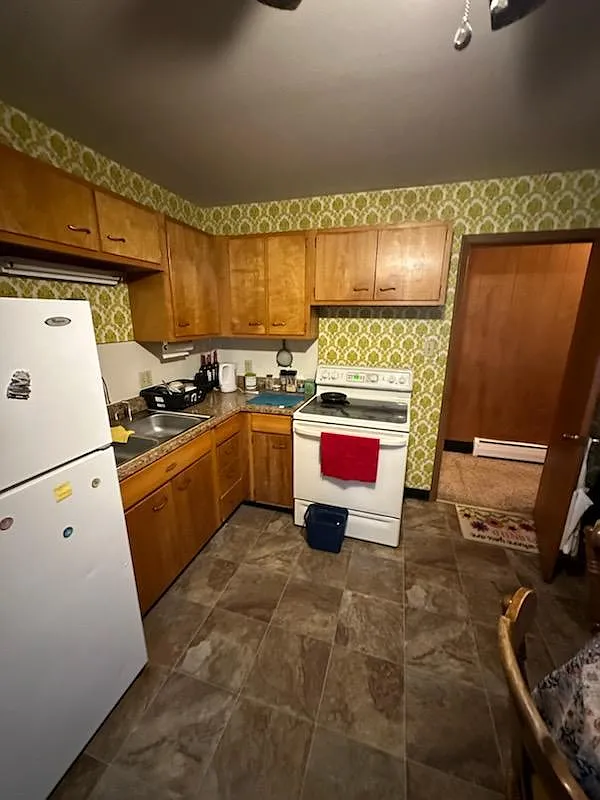 1 bed, 100 sqft, $675 — Photo 4