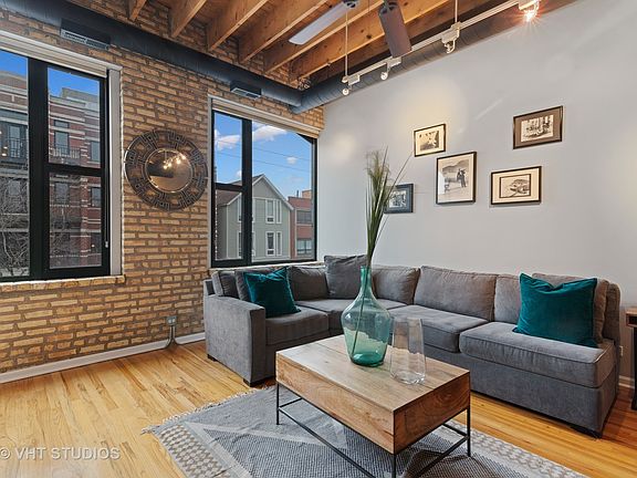 4th image of 2943 N Lincoln Ave APT 203
