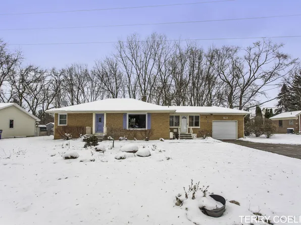 186 Collindale Ave NW, Grand Rapids, MI 49504
