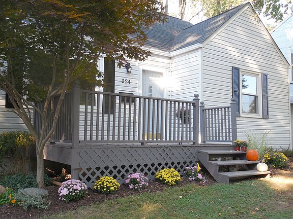 2nd image of 224 Rosslyn Ave