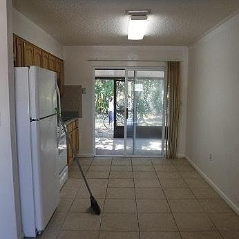 3rd image of 815 NW 4th Ave