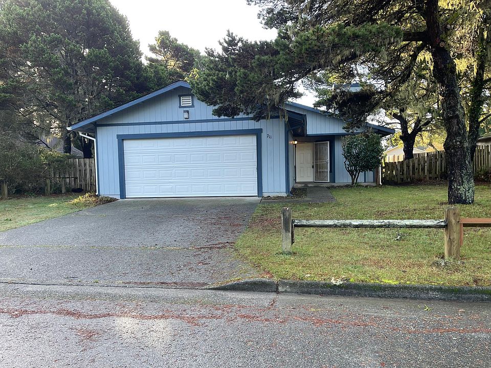1st image of 211 Breakwater Dr
