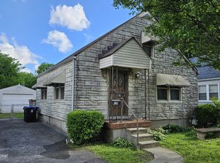 1106 Hathaway Ave, Louisville, KY 40215