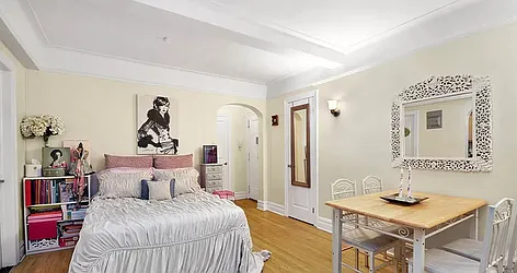 Rented by Manhattan Realty Group