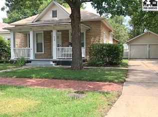 510 E Avenue B, Hutchinson, KS 67501