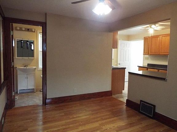 Smooth Flowing Floorplan