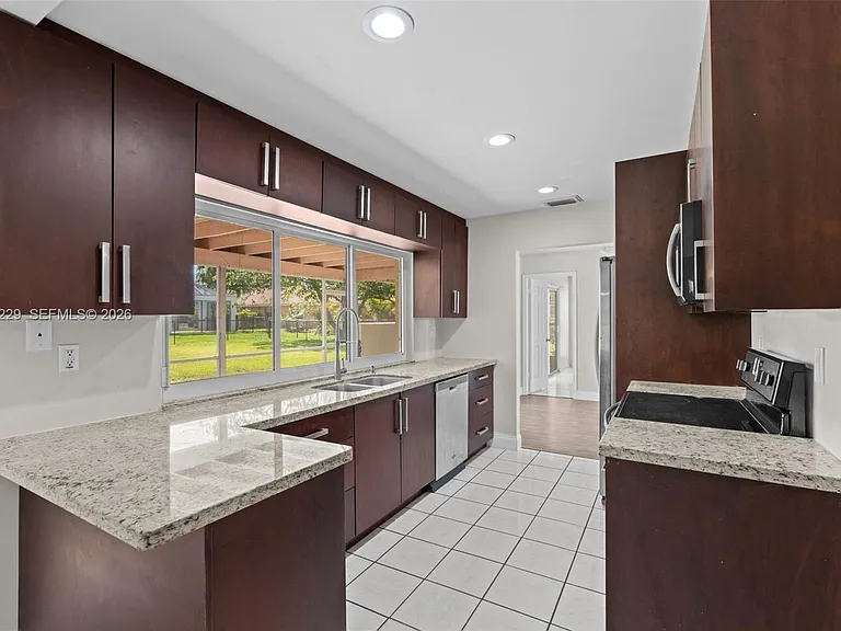 3165 NW 116th Ave — Photo 32