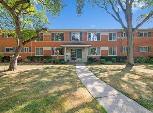 1109 Derby Rd APT 5, Birmingham, MI 48009