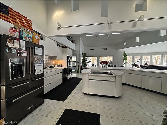 5th image of 10765 Bell Rd