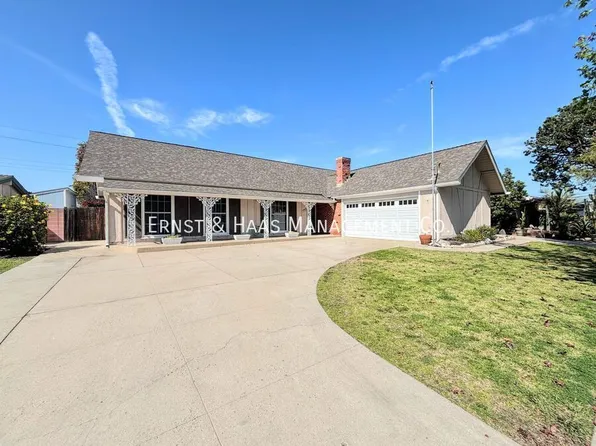 11381 Foster Rd, Los Alamitos, CA 90720