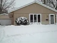35 Ash St photo 1
