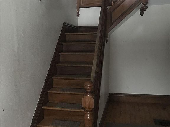 2nd image of 41 Church St