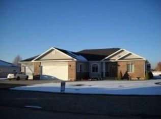 689 E 200 S, Hyrum, UT 84319