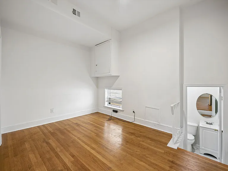 2036 Mount Vernon St #2FF — Photo 7