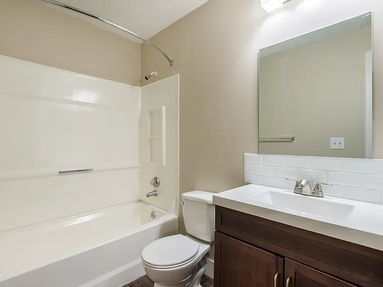Copper Creek Apartments — Photo 13