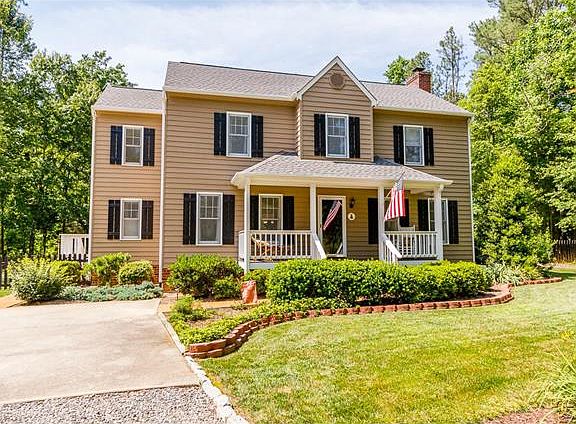4th image of 16239 Deerfield Ln