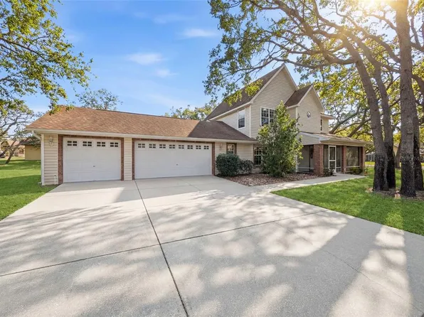 132 Forest Wood Ct, Spring Hill, FL 34609