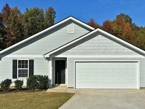 374 Village Creek Dr, Chatsworth, GA 30705