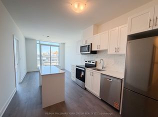 715 Davis Dr #A319, Newmarket, ON L3Y 2R2