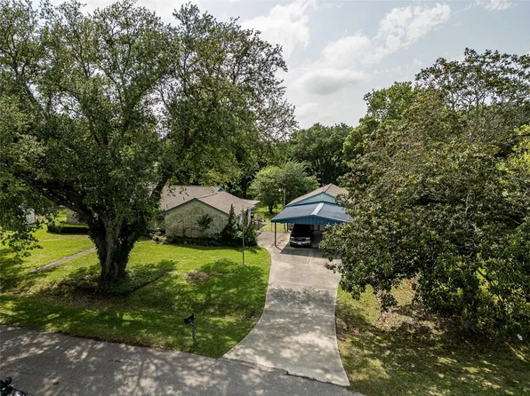3804 Shady St, Santa Fe, TX 77517