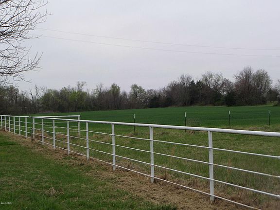 5th image of 26794 Robin Ln