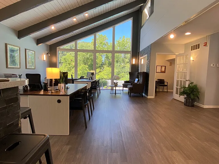 Leasing office