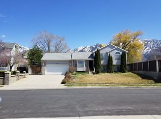 10347 S Edgecliff Dr, Sandy, UT 84092