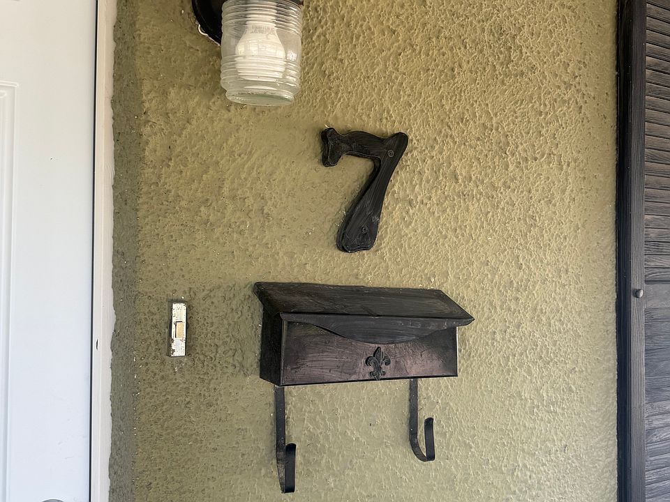 1st image of 7 Orbon Pl