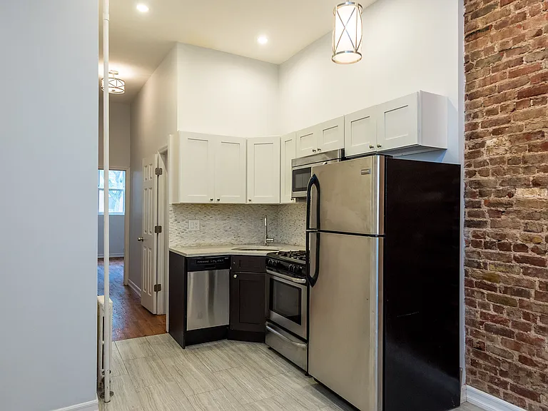 1727 Himrod St #2L — Photo 5