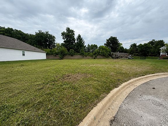 2nd image of 27 Lake Vista Ct Lot 14