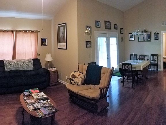 Living Room & Dining Area