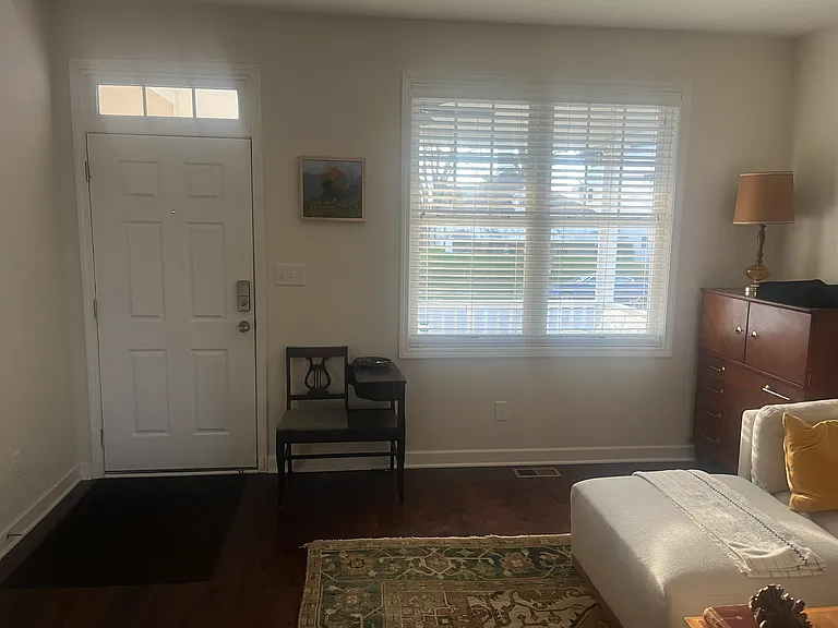 128 Idlewild Ave — Photo 4