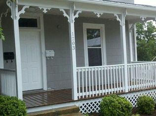 1203 Walnut St #2, Staunton, VA 24401