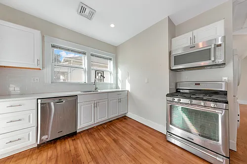 297 Alewife Brook Pkwy #2A Photo 1