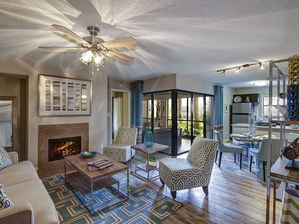 1st image of 8101 NW 14th St #17-1383