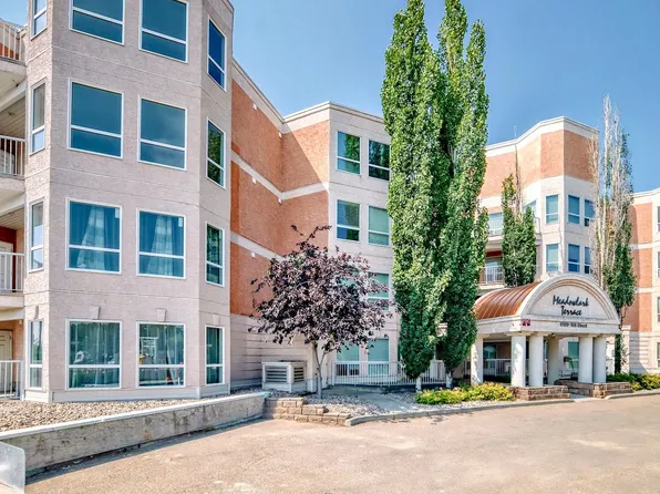 9120 156th St NW #410, Edmonton, AB T5R 1Y8