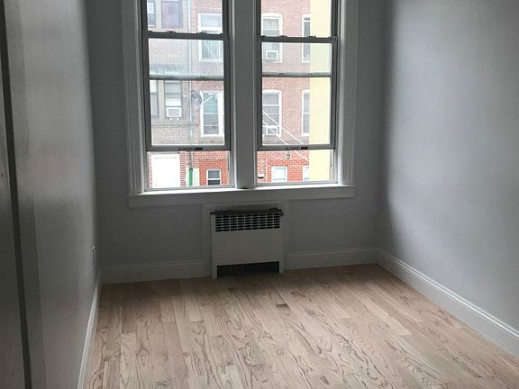 5th image of 4141 63rd St