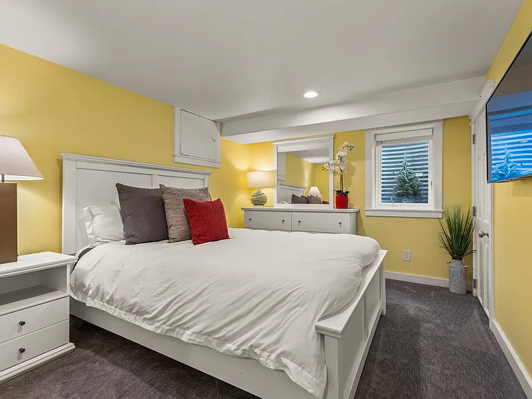 Lower Level | Bedroom #4 | Queen Bed | TV