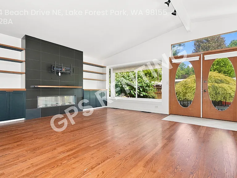 17224 Beach Dr NE — Photo 5