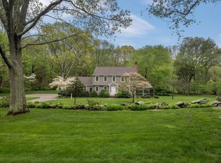 7 Meetinghouse Ln, Old Lyme, CT 06371