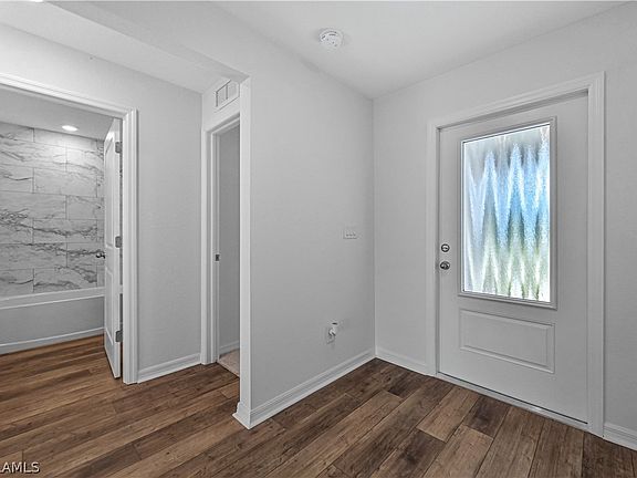 2nd image of 3105 NE 6th Place Cpe