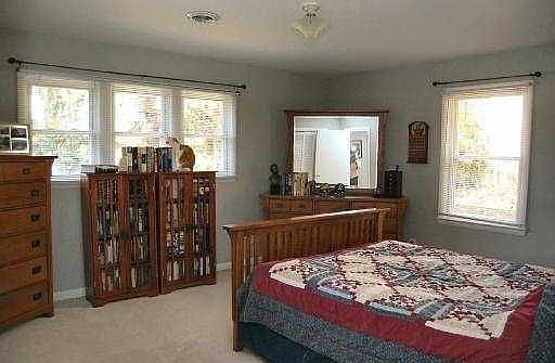 5th image of 1539 Ardmoor Ave