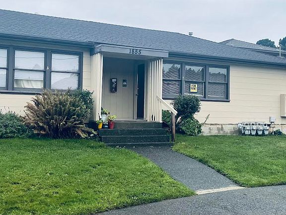 Front yard. Unit A on the left side.