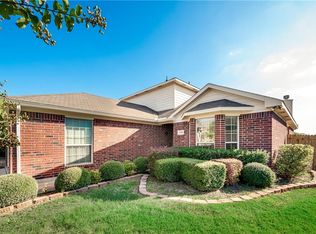 1208 Inglewood Dr, Mansfield, TX 76063