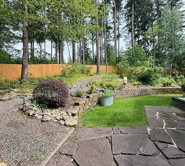 18238 Big Fir Ct SE — Photo 28