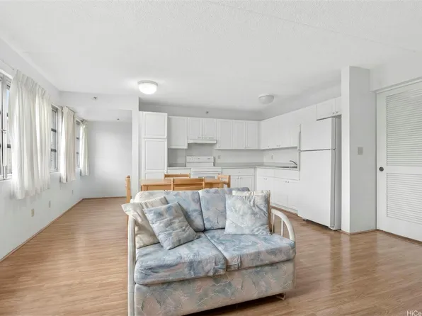 1074 Lunalilo St APT 501, Honolulu, HI 96822