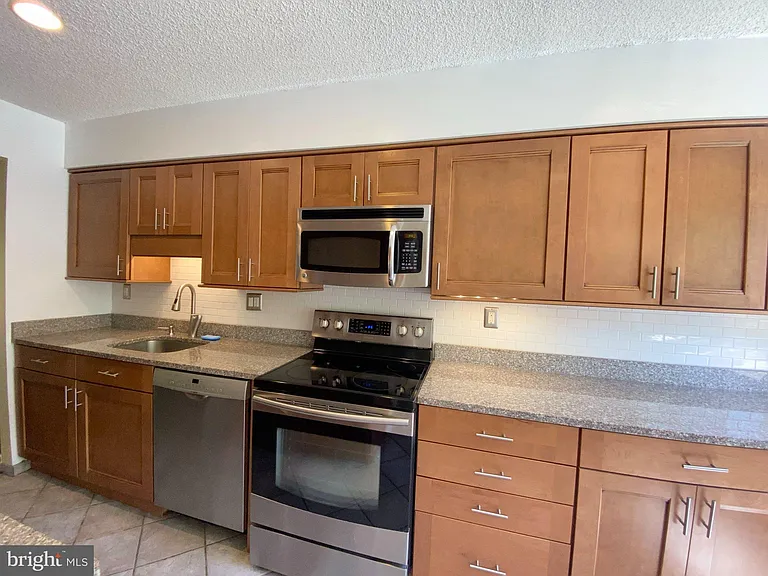 326 Brigade Ct — Photo 44