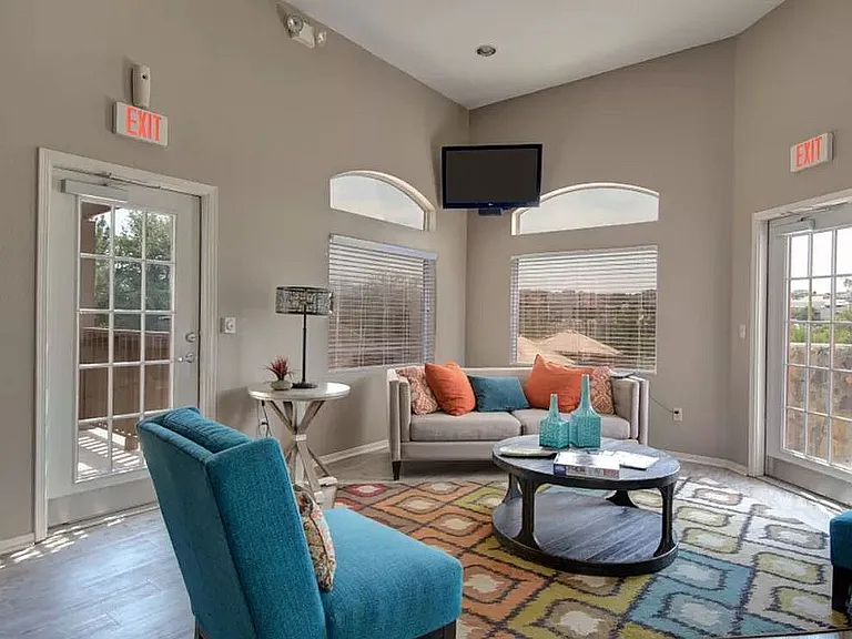 Leasing Office