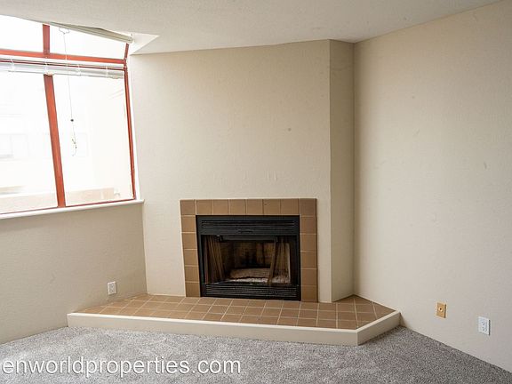 5th image of 875 La Playa St APT 475