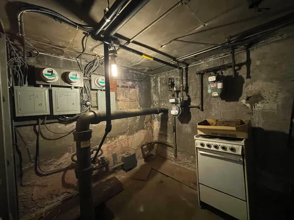 81 Bay 7th Street image 14 of 15